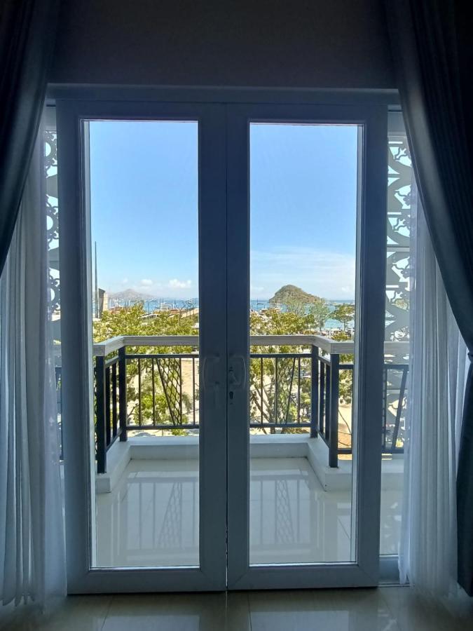 Dejavu 2.0 Hotel Bajo Komodo Labuan Bajo Eksteriør bilde