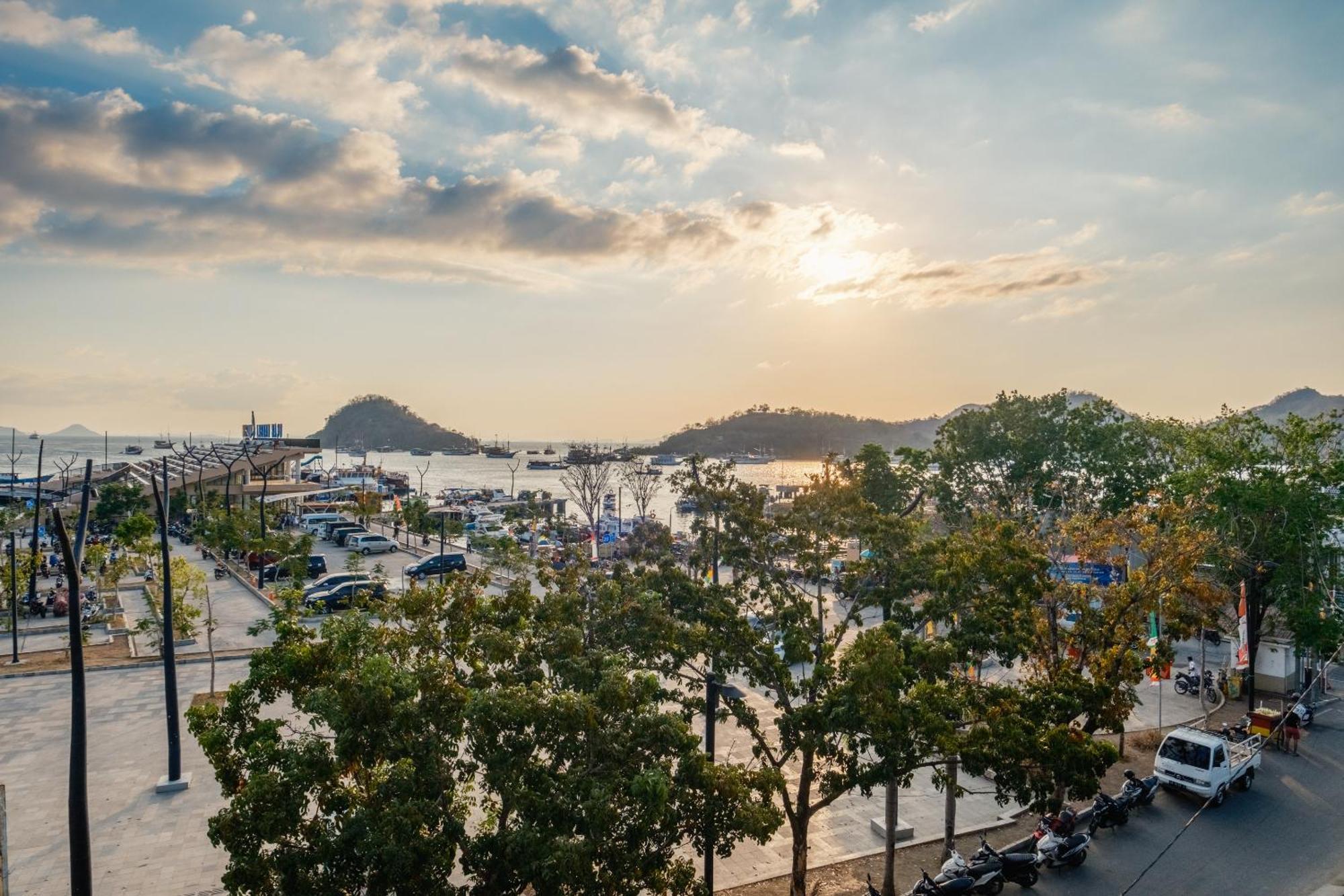 Dejavu 2.0 Hotel Bajo Komodo Labuan Bajo Eksteriør bilde