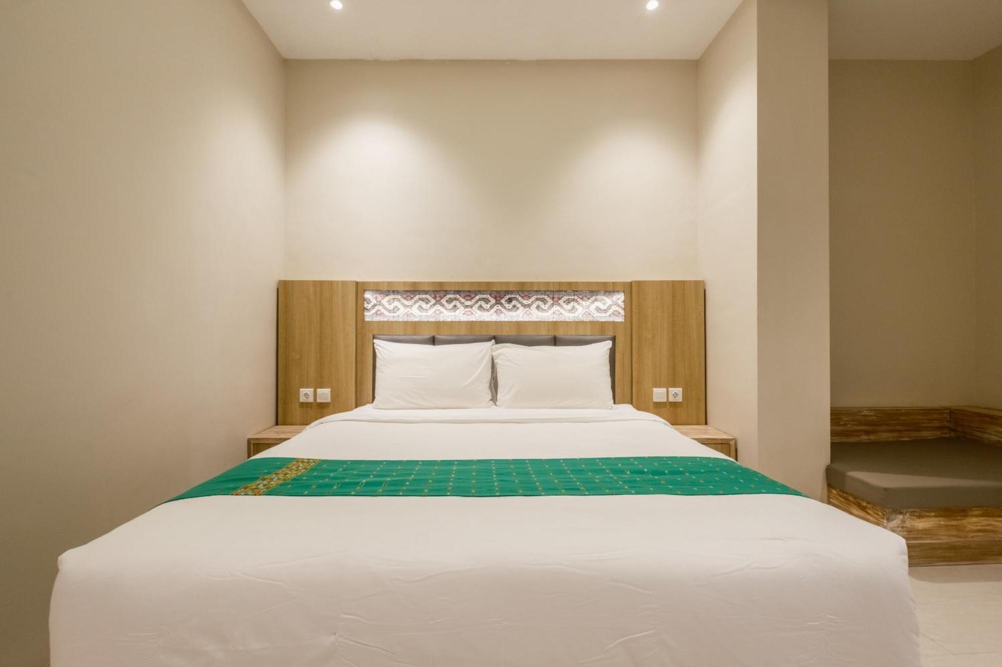Dejavu 2.0 Hotel Bajo Komodo Labuan Bajo Eksteriør bilde