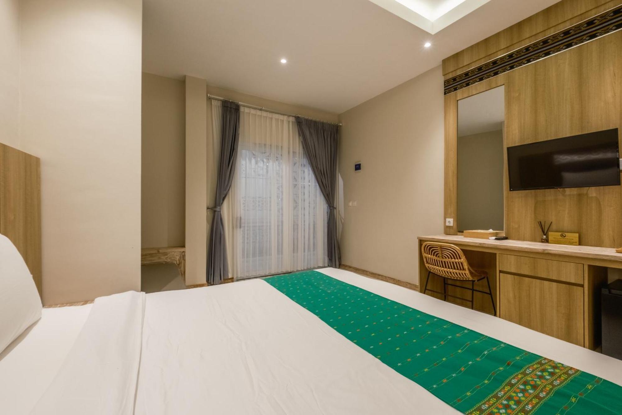 Dejavu 2.0 Hotel Bajo Komodo Labuan Bajo Eksteriør bilde