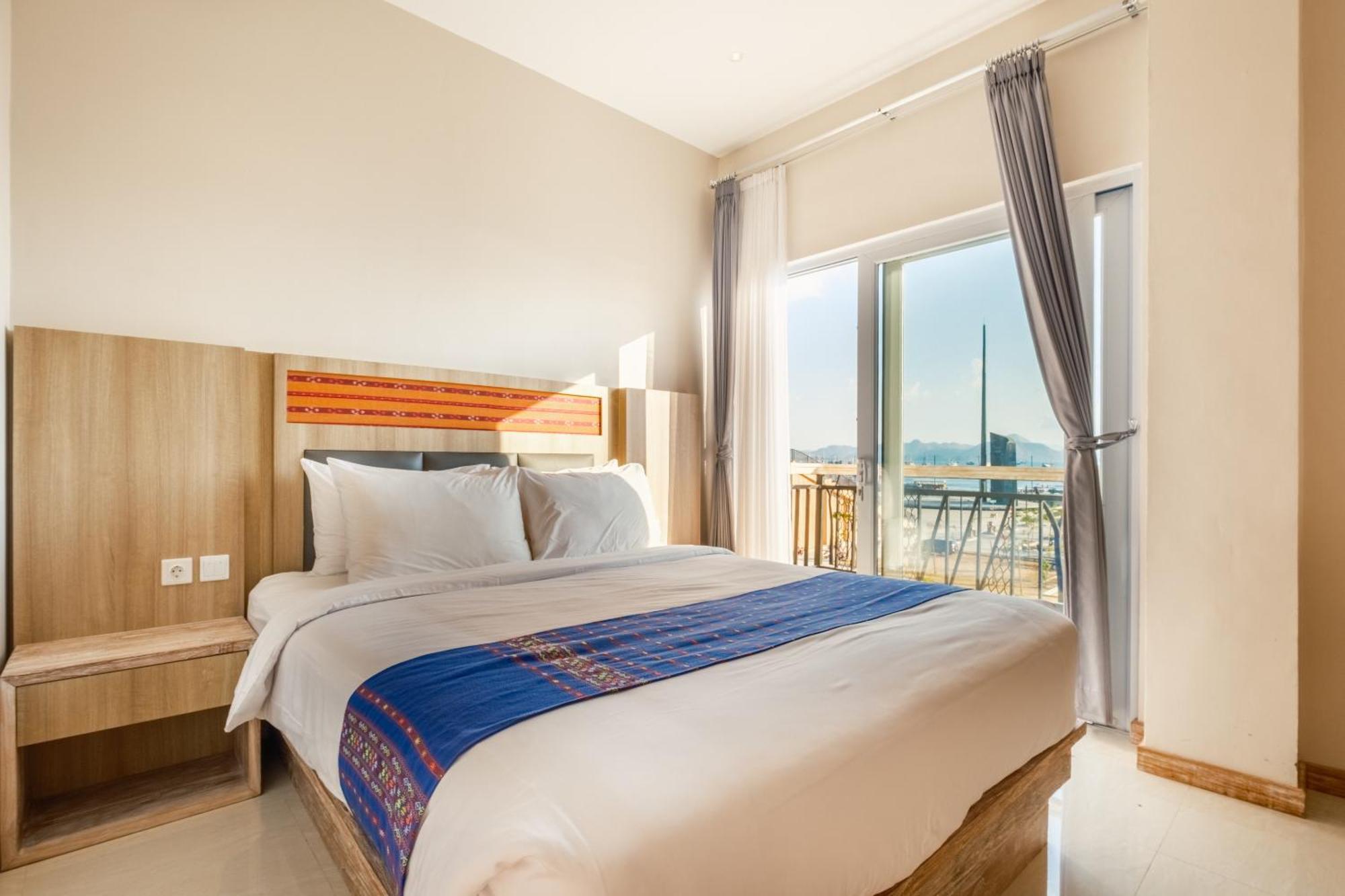 Dejavu 2.0 Hotel Bajo Komodo Labuan Bajo Eksteriør bilde